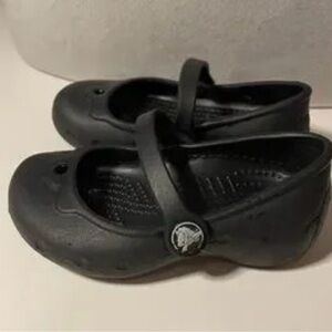 CROCS Kids Black Mary Jane Sandals with Strap size 1/3